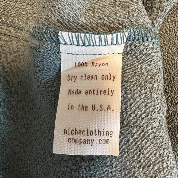 Niche Nilgun Derman Womens Sage 3/4 Sleeve 100% Rayon USA Made Button-Up Top M - Picture 7 of 8